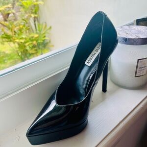 Steve Madden Black Stiletto Heels